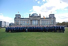 Alle teilnehmenden THWler aus ganz Deutschland vor dem Reichstag